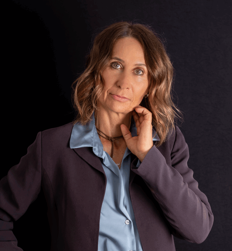 Ex-pesquisadora da FCM lança livro sobre inovação em retinopatia diabética